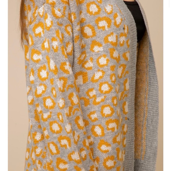 🌞 Open cardigan in mustard and grey pattern - Picture 4 of 8